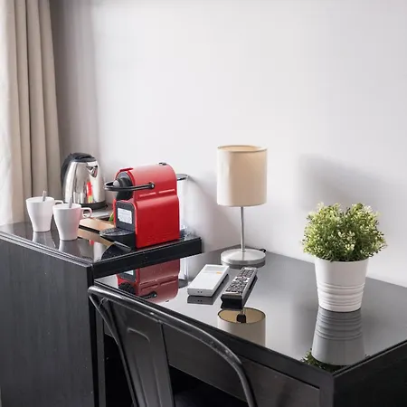 Appart hôtel Solaria - Climatisée à Jean Jaurès 3*