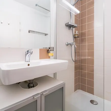 Solaria - Climatisee A Jean Jaures Aparthotel *